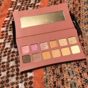 Illamasqua unveiled artistry palette: cruelty free